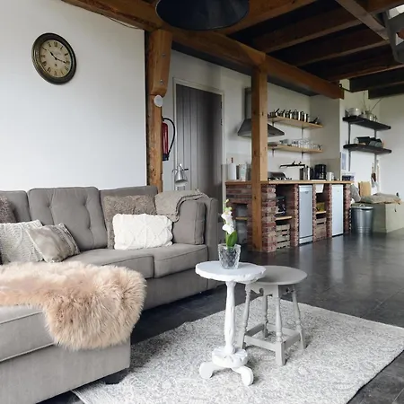 Spacious With Garden